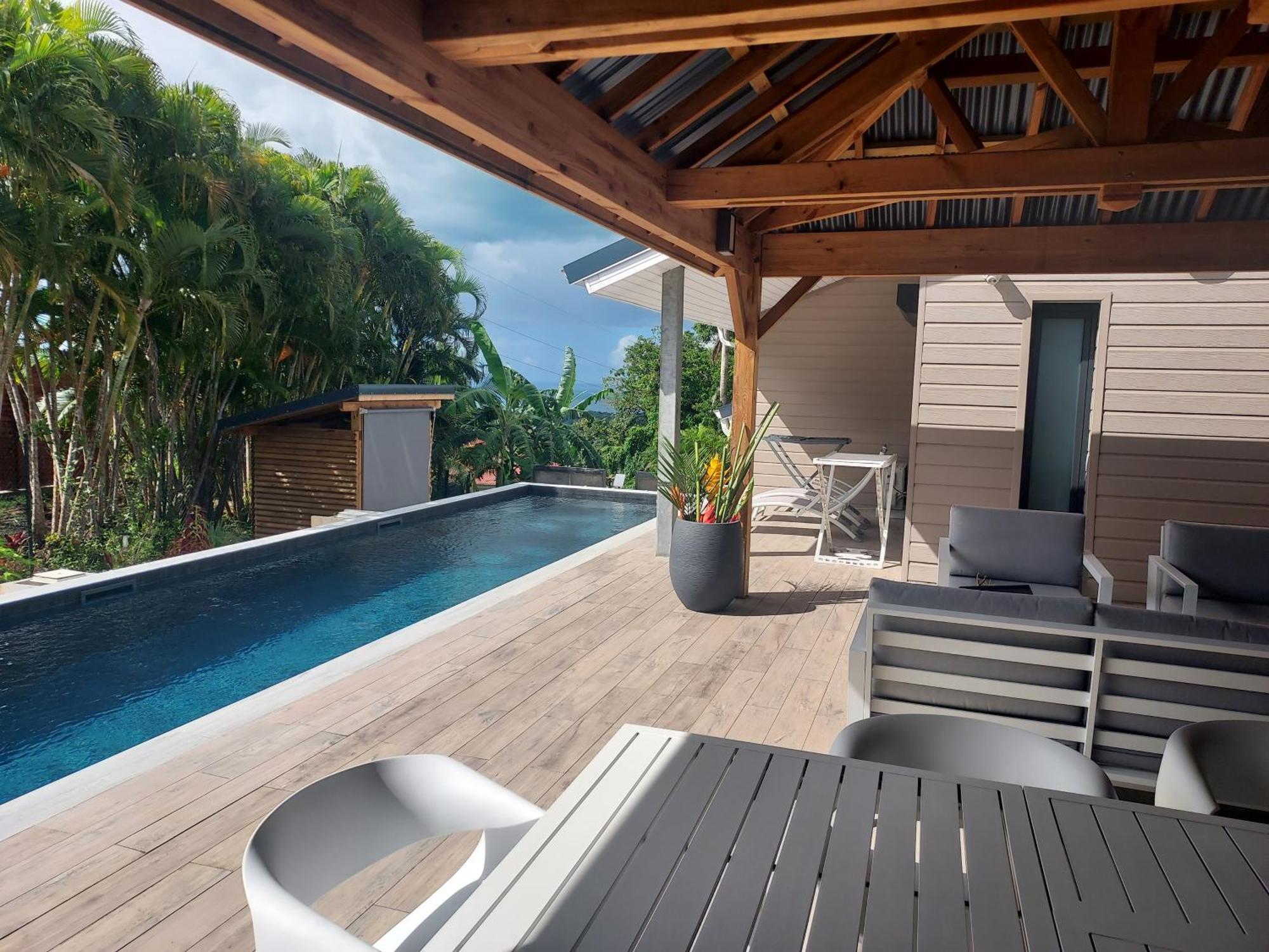 Le Petit Paradis Sainte-Rose Exterior photo